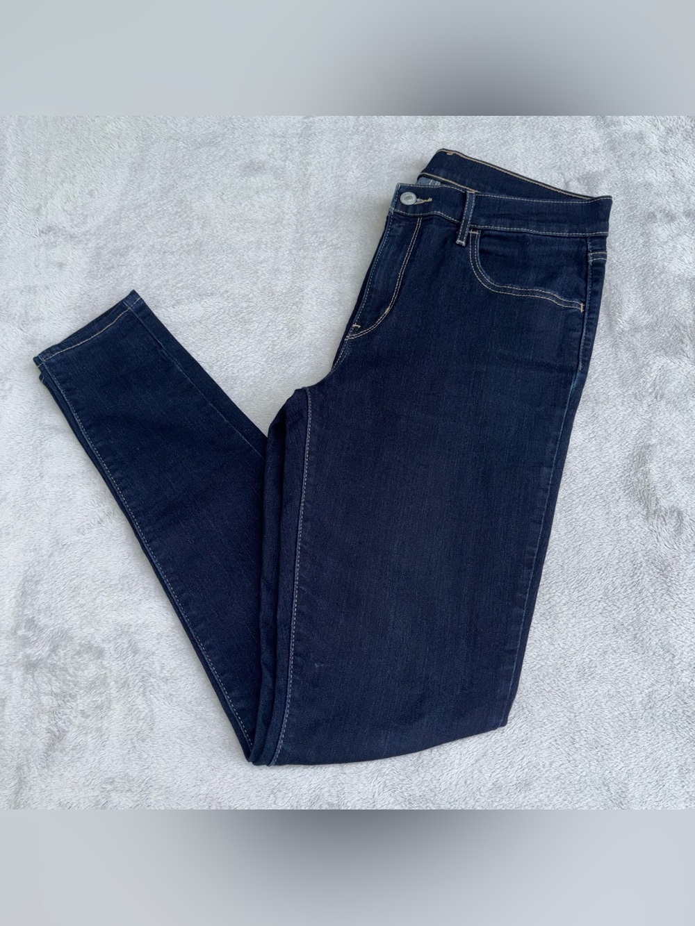 Levis Dark Jeans Womens 30X32 Shaping Skinny Stretch Denim Excellent Condition